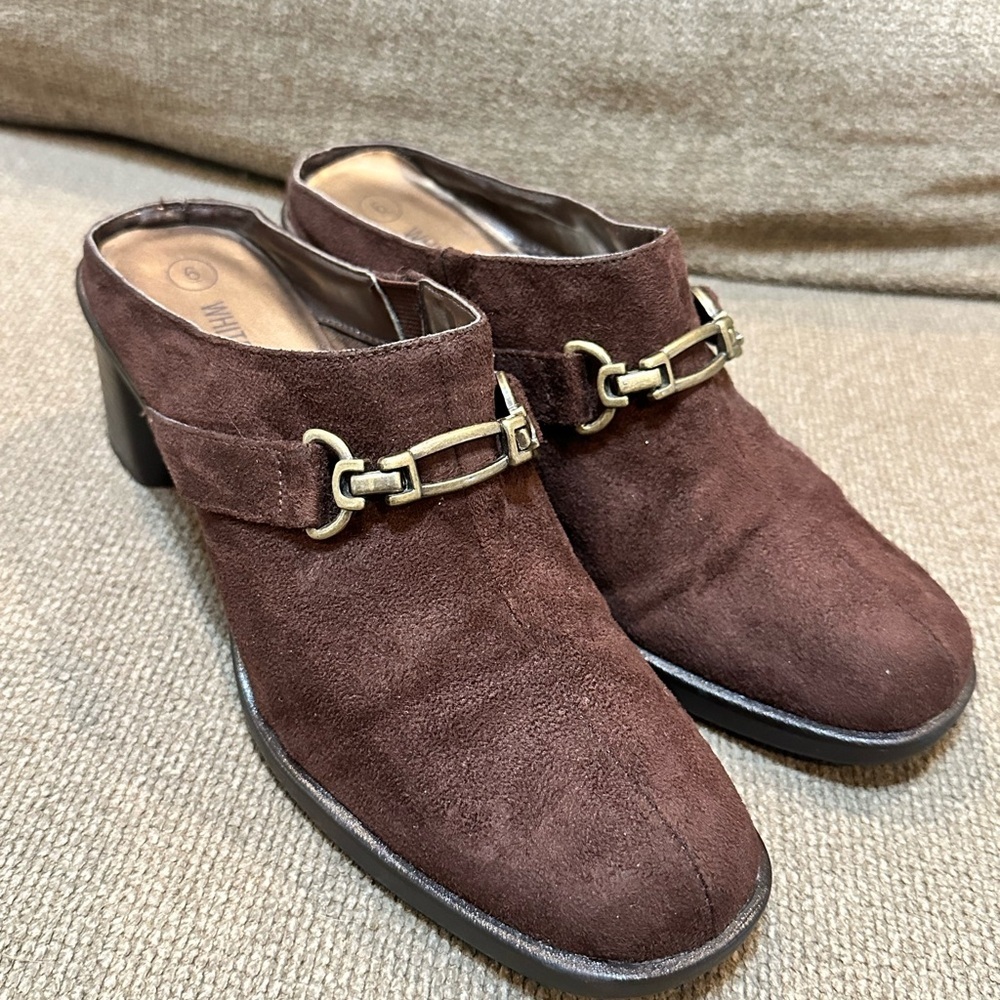 White Stag Brown Suede Mules with Gold Accent - Picture 3 of 16